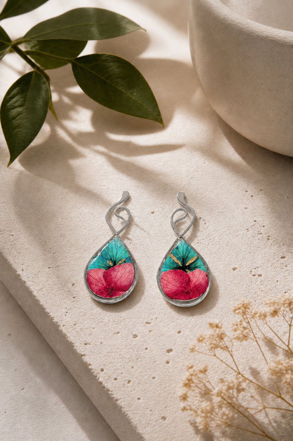 Aretes Brisa del trópico lágrima pequeño