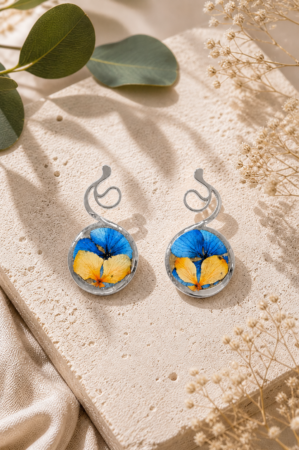 Aretes Brisa del trópico circular pequeño