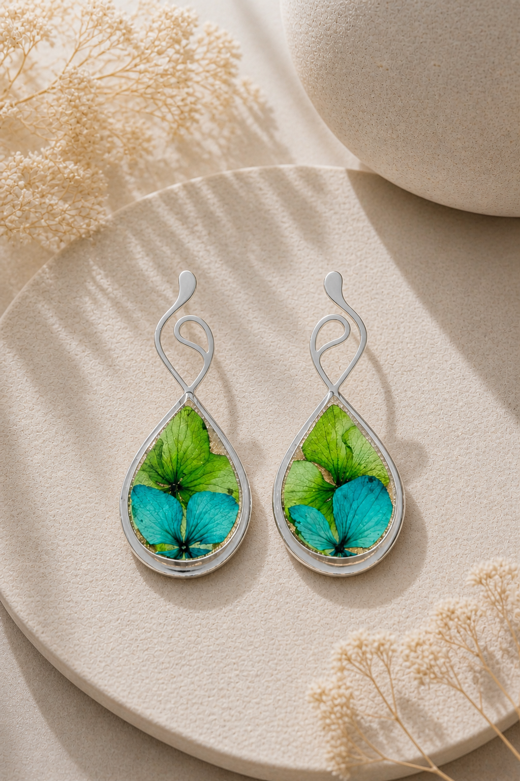 Aretes Brisa del trópico lágrima