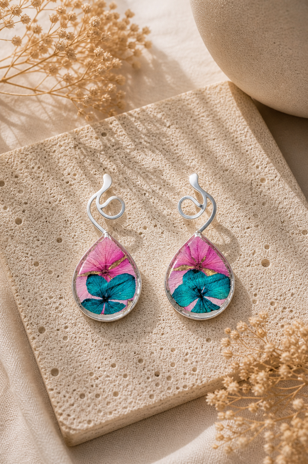 Aretes Brisa del trópico lágrima pequeño