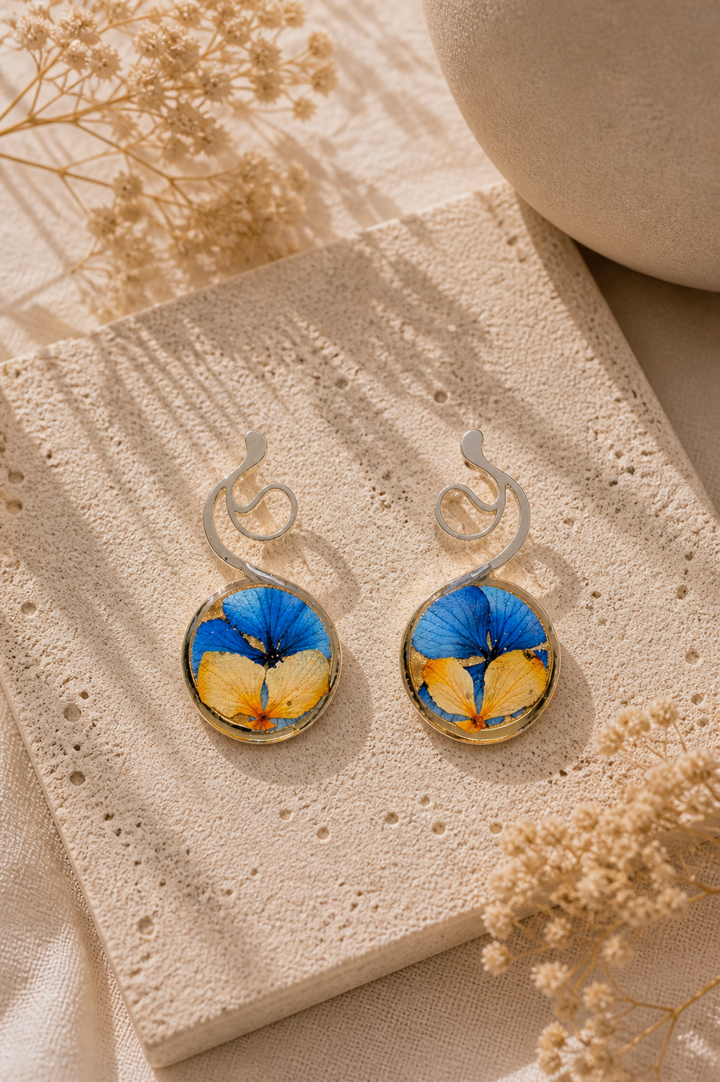 Aretes Brisa del trópico circular pequeño
